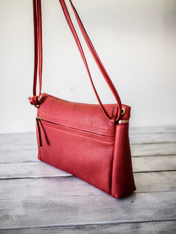 （橫款）真皮肩包，Sacoche，方便外出[紅色] 第7張的照片