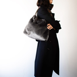 成人款高品質環保毛絨抽繩手提袋 [灰色] 第3張的照片