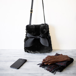 高品質環保皮草和真皮絲帶單肩包 [黑色/黑色] 第3張的照片