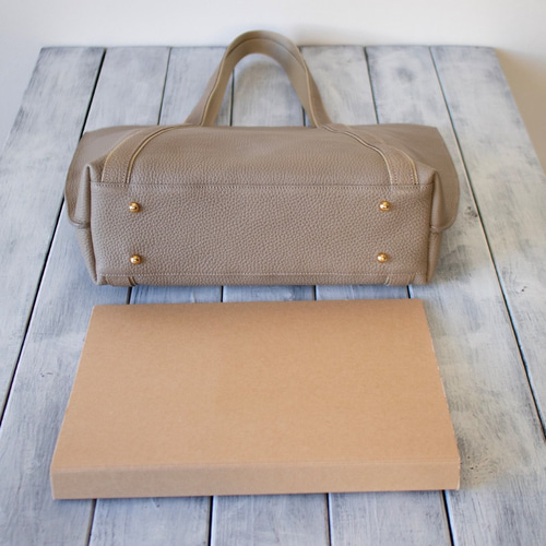 本革トートバッグ A4ファイル ノートパソコン収納 大人