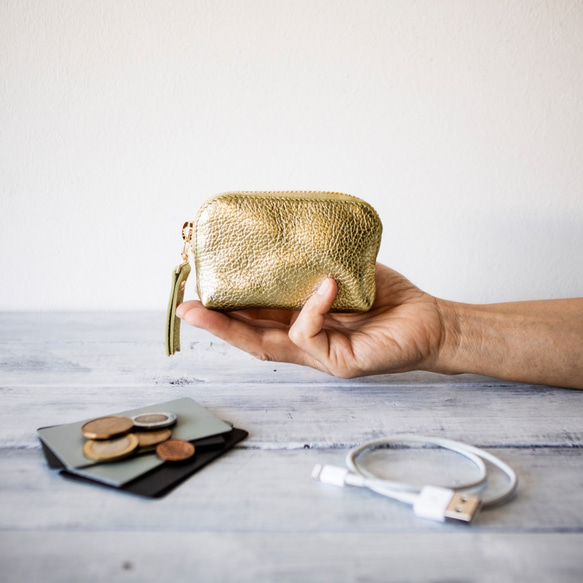 小】本革 ミニポーチ 小物入れ 財布 カードケース コインケース 充電器