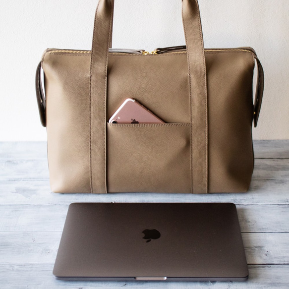 義大利製造真皮手提包 A4尺寸可容納筆記型電腦 防水皮革通勤手提包 [沙米色] 第4張的照片