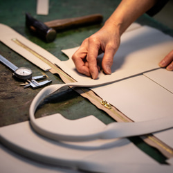 義大利製造真皮手提包 A4尺寸可容納筆記型電腦 防水皮革通勤手提包 [沙米色] 第9張的照片