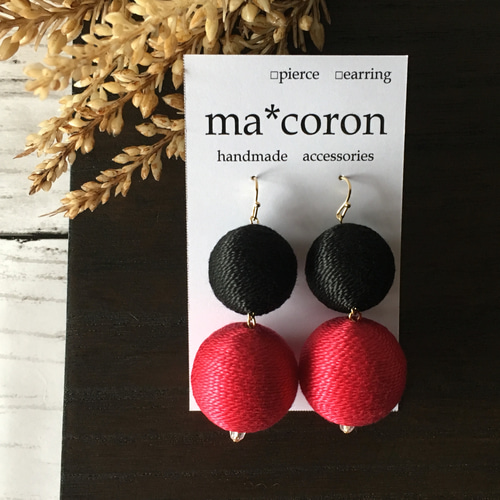 2連 ボンボンピアス／イヤリング ピアス（その他） ma*coron 通販 