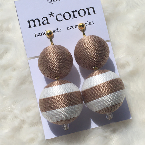 2連 ボーダーボンボンピアス／イヤリング ピアス（その他） ma*coron 