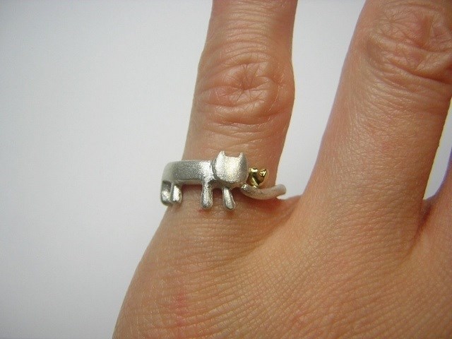 ハートをひろったステネコちゃん