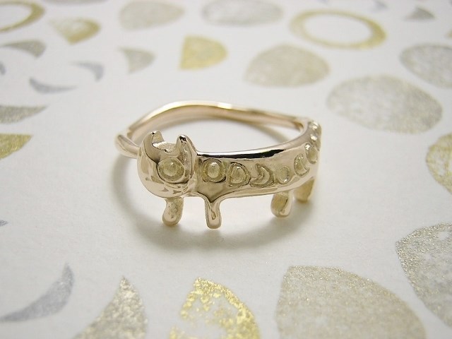 金の月から来たステネコくん ( 猫 ネコ ねこ キャット 指環 指輪 ユビワ ゆびわ K10ゴールド 刻印 名入れ  )