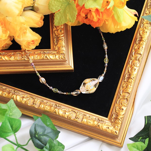 ローズネックレス・シトロン【とんぼ玉】