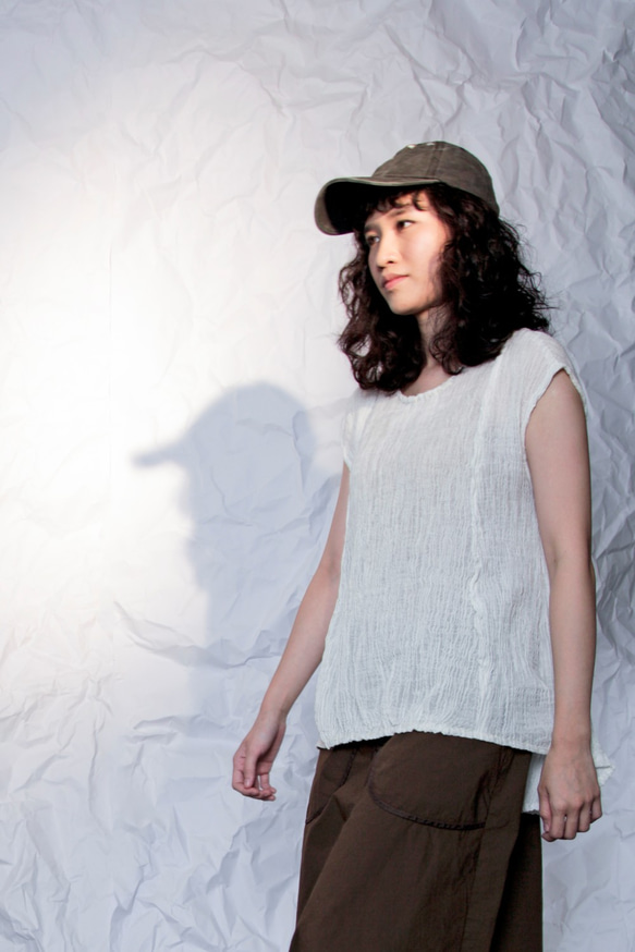 THE LIGHT_Back splice top with cap sleeves 2枚目の画像