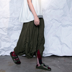 THE LIGHT_Asymmetric gathered skirt 4枚目の画像