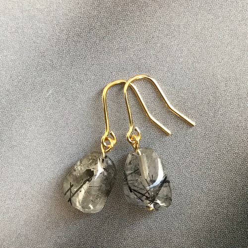 ブラックトルマリンインクォーツ♚ピアス/ノンホールピアス ブラックトルマリンインクォーツ♚ピアス/ノンホールピアス