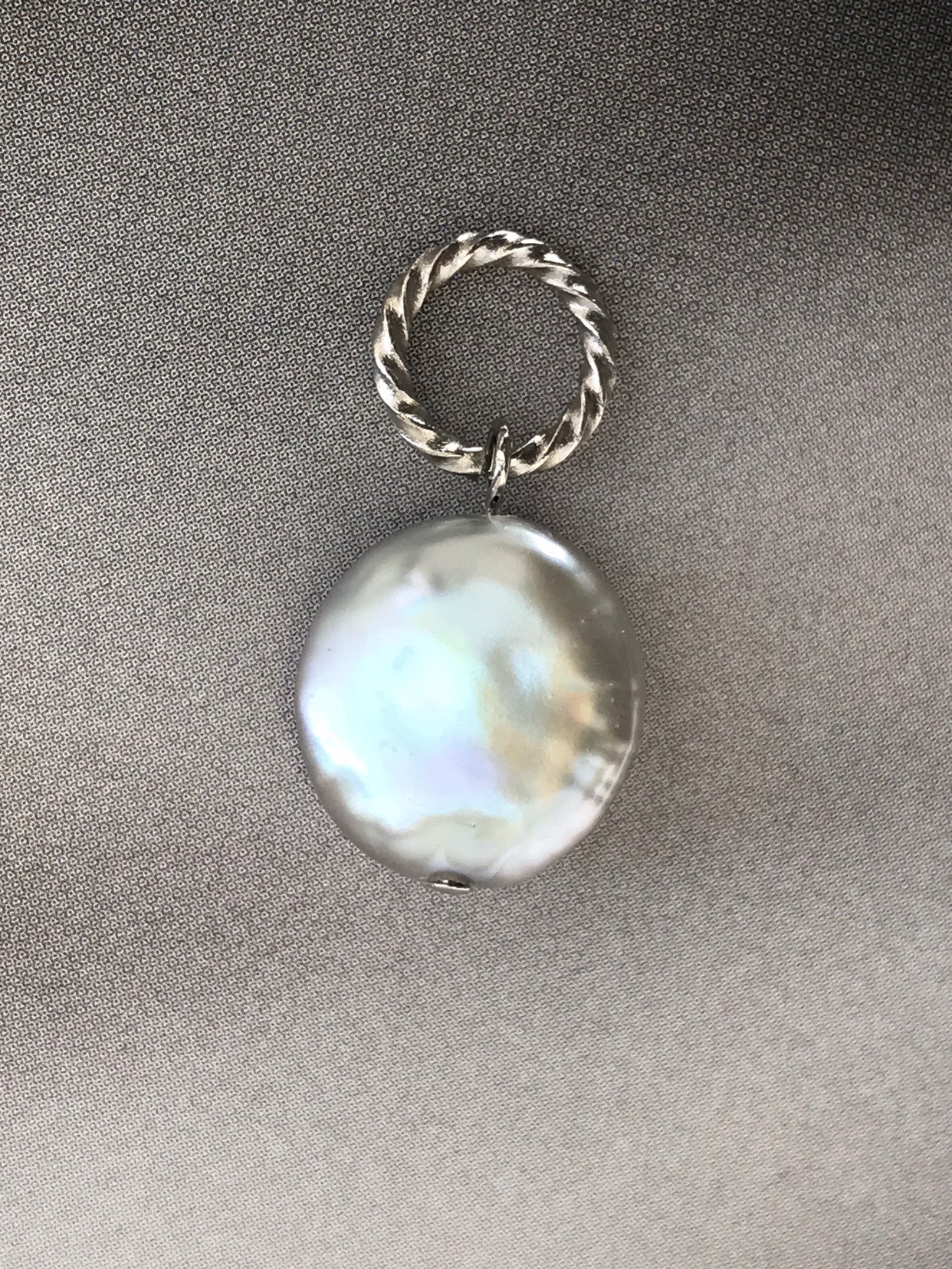 シルバーグレーの美しい淡水パール♚ペンダントトップ