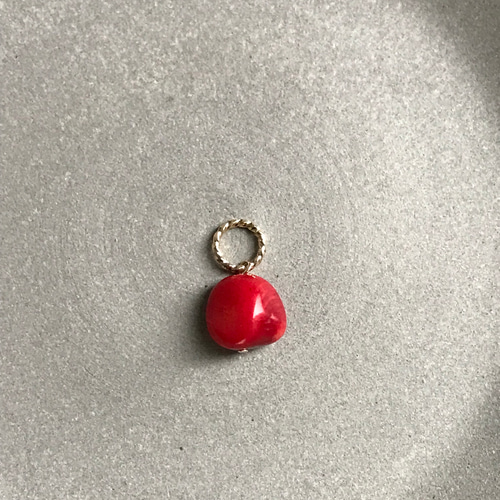 再販］大粒の赤珊瑚♚ペンダントトップ ペンダントトップ m.y.♚パール