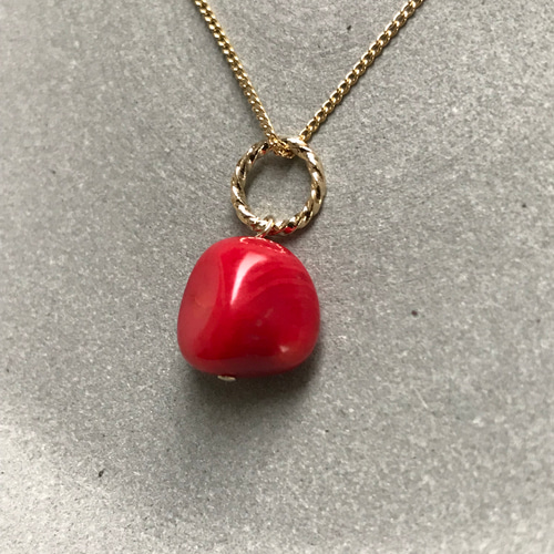 再販］大粒の赤珊瑚♚ペンダントトップ ペンダントトップ m.y.♚パール