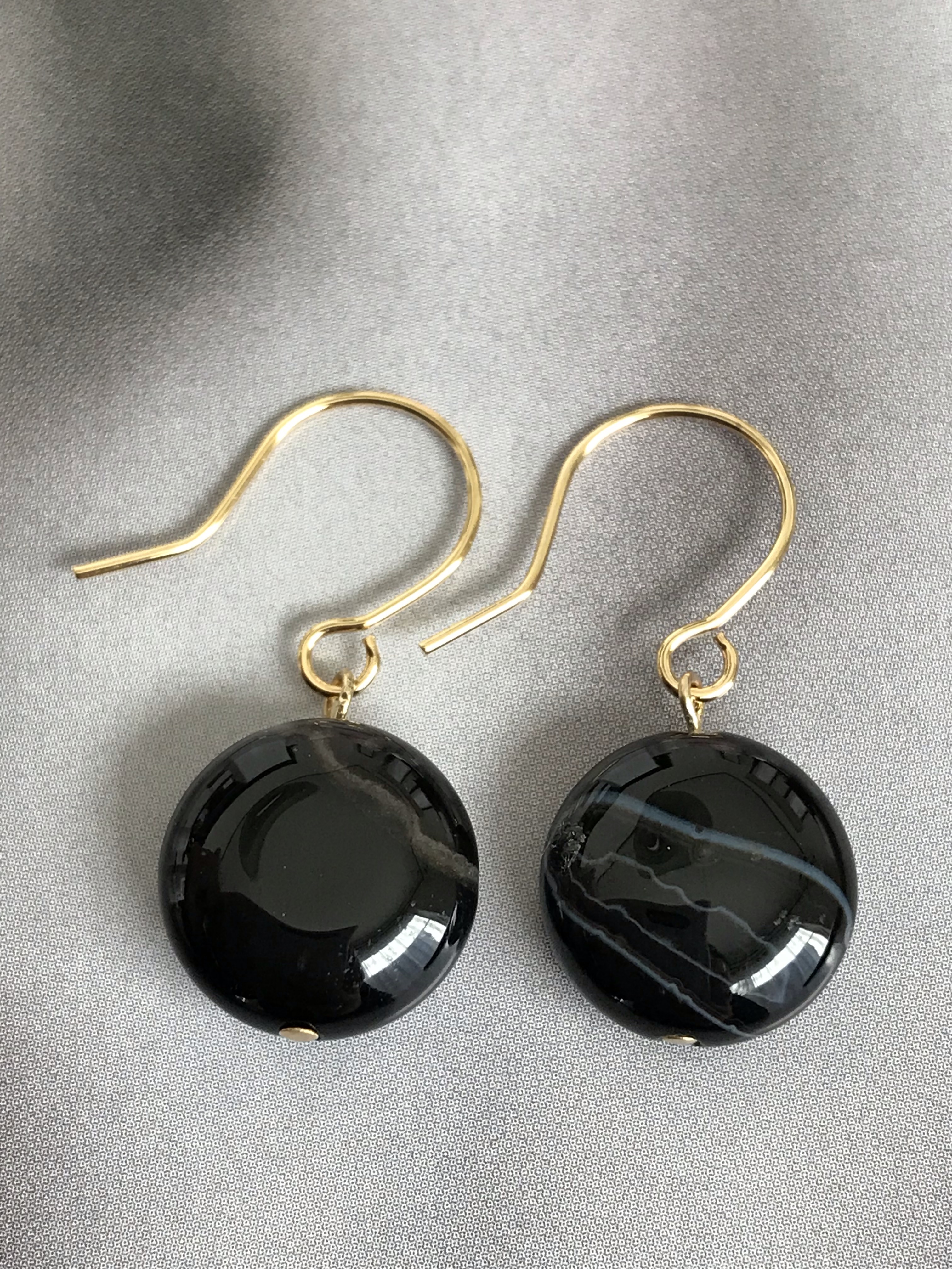 コイン型黒瑪瑙(ブラックオニキス) ♚ピアス/ノンホールピアス