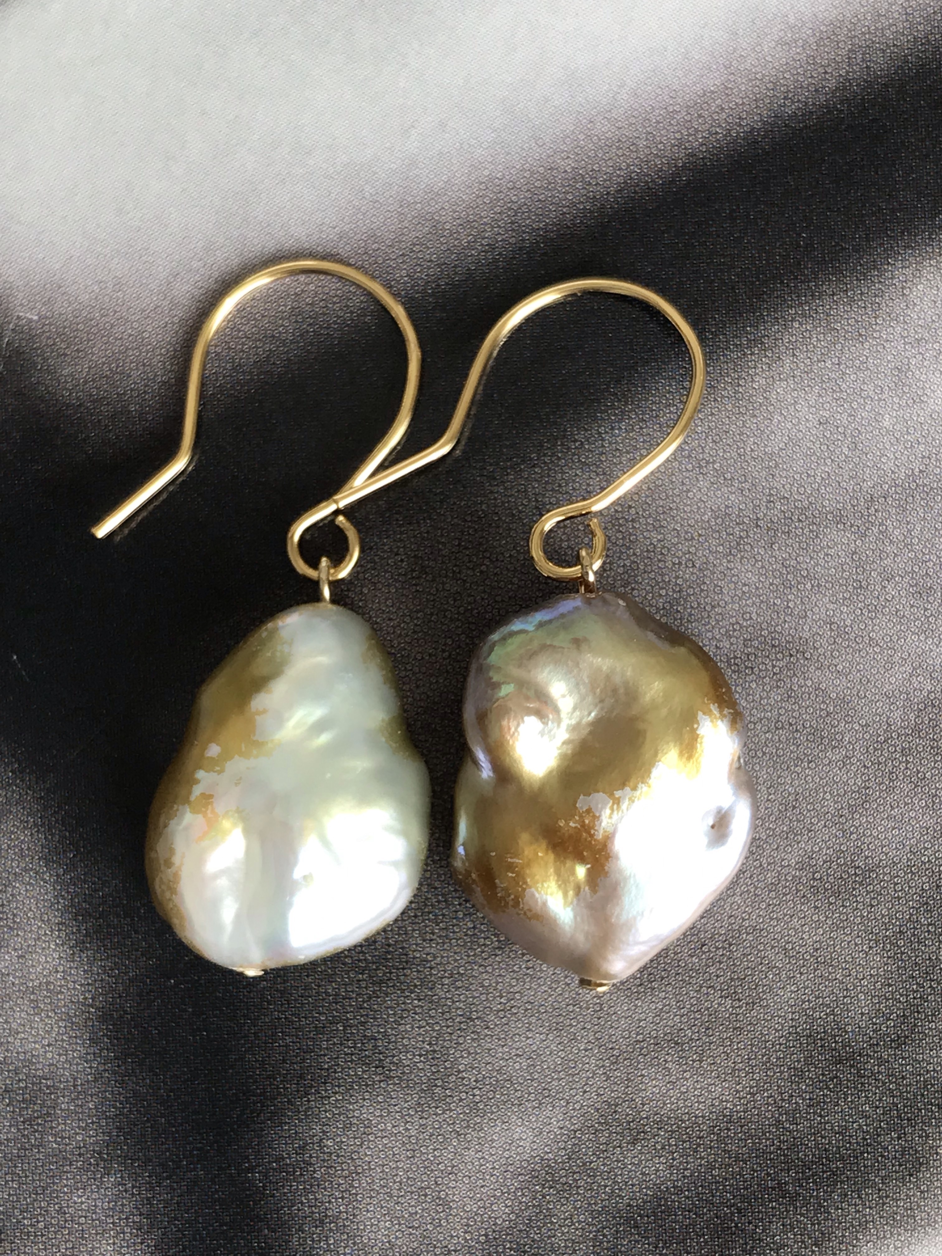 ホワイトとゴールドの淡水パール♚ピアス/ノンホールピアス