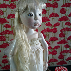 エプロンドレスのお人形 7枚目の画像