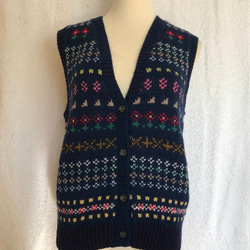 【再販！】 多色編み込み メリノウール100％の手編みカラフルベスト 紺色 Ｌサイズ 3枚目の画像