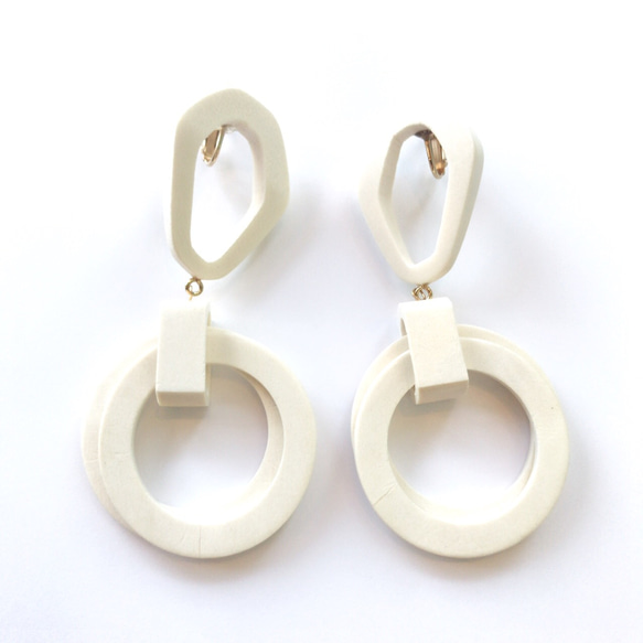 wood ring earring 1枚目の画像