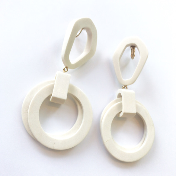 wood ring earring 2枚目の画像