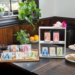 【知性の女神 SOPHIA】レモン＆ピスタチオクッキー 箱入りカード型クッキー・女神のメッセージカード付 4枚目の画像