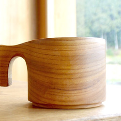 【キャンプに】たっぷり入る 木製マグカップ　wooden mag　欅　0049 2枚目の画像