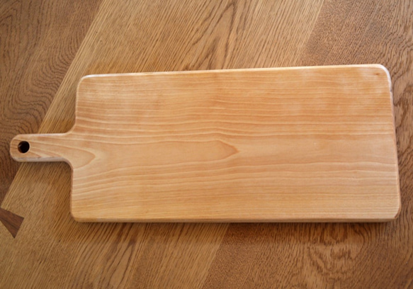 【一つあったら便利】フラットなカッティング ボード(Mサイズ)　桜　cutting board　0021’ 4枚目の画像