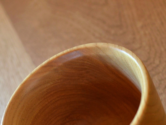 木でできた ほっこり湯呑み　wooden yunomi　タモ( アッシュ )　0017 5枚目の画像