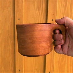 【☆人気シリーズ・プレゼントにも】たっぷり入る 木製マグカップ　wooden mag　ニヤトー 0049 1枚目の画像
