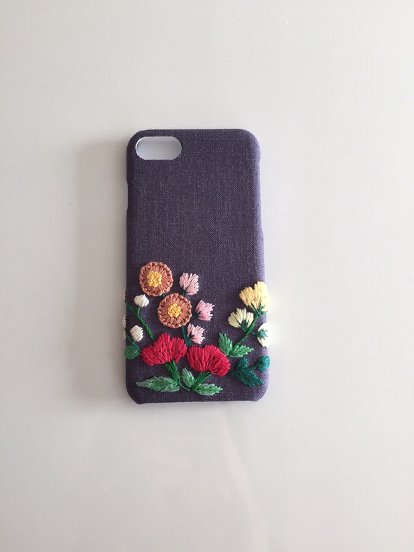 （再販）刺繍の花柄 iPhoneケース No.8 2枚目の画像