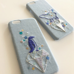 刺繍の氷の上のペンギンとシロクマ iPhoneケース 2枚目の画像