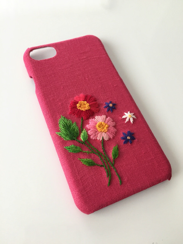 刺繍の花柄 iPhoneケース No.16 1枚目の画像