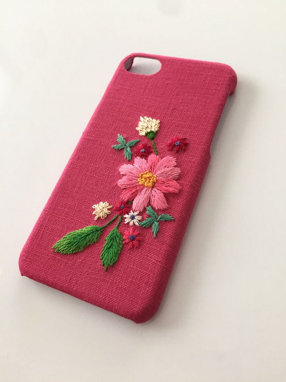 刺繍の花柄 iPhoneケース No.18 1枚目の画像