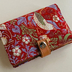 ウィリアムモリス デザイン 本革カードケース◎いちご泥棒 赤 20枚収納