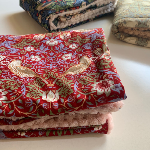 ウィリアムモリス オトナのブランケット いちご泥棒 赤 上質モダ