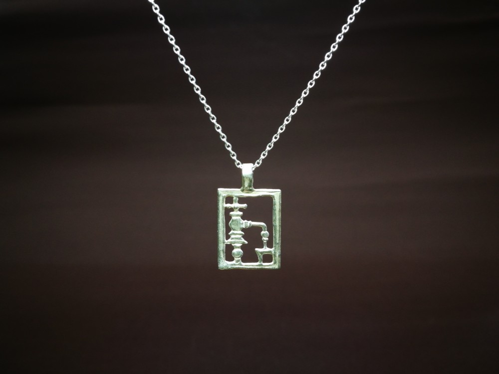 ネックレス 蛇口