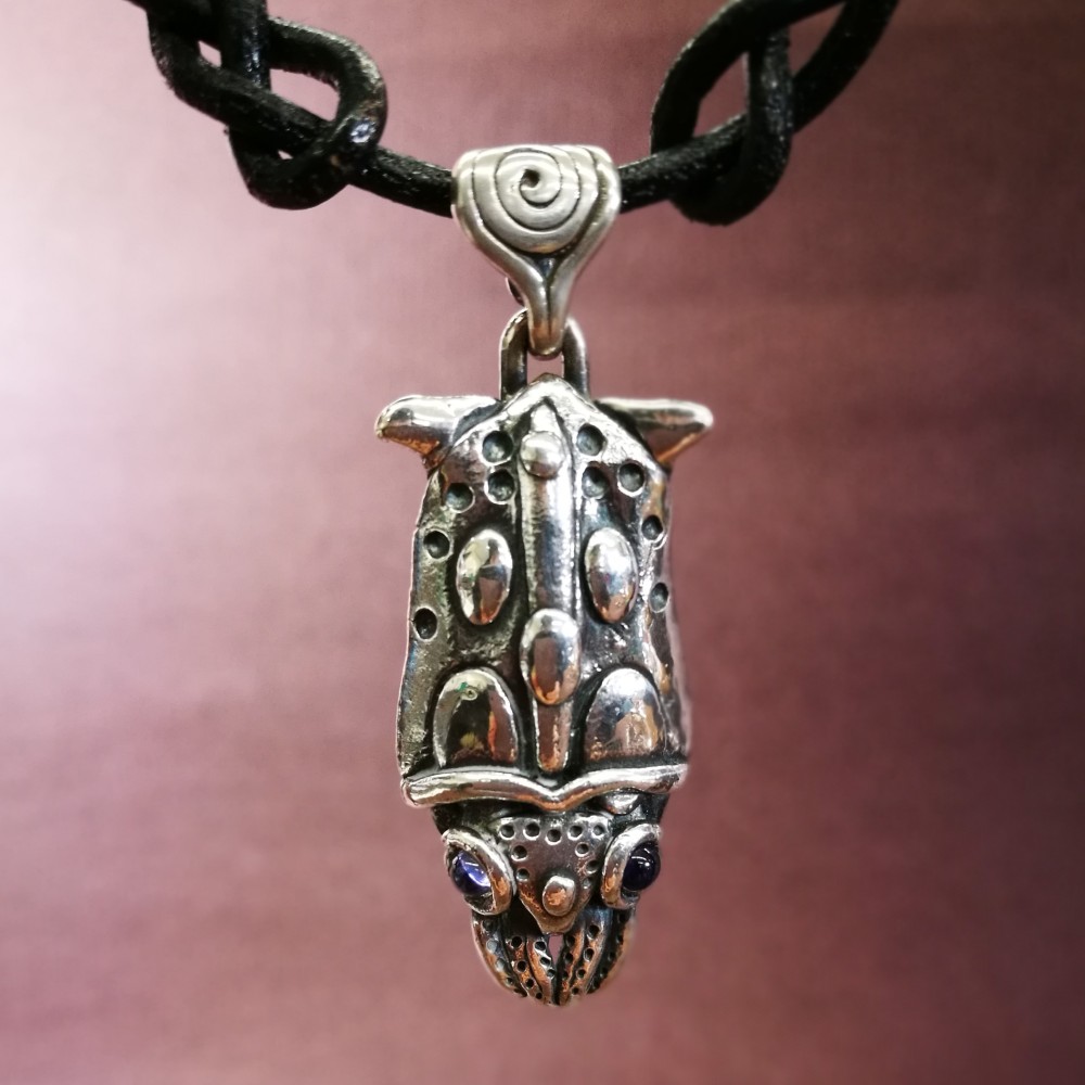 ネックレス イカ