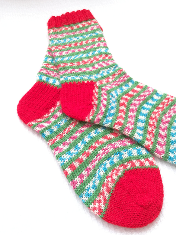 【L】クリスマス靴下♪手編み靴下☆ニットソックス☆洗濯機で洗えます 4枚目の画像