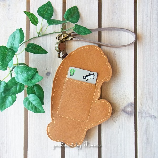 ＊受注制作(羽色変更可能)＊　リール付きパスケース・ICカードケース / サザナミインコ