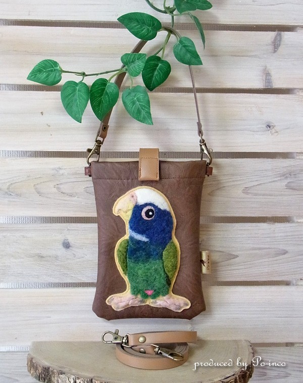 ＊受注制作(羽色変更可能)＊2WAYスマホポーチ /メキシコシロガシラインコ