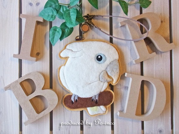 ＊受注制作(羽色変更可能)＊　リール付きパスケース・ICカードケース / ソロモン