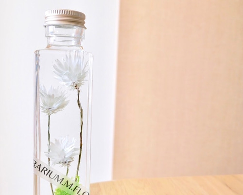 ◆ハーバリウム　196  一周お花のグリーンbottle *.:。✿*゜¨ ◇ハーバリウム 196 一周お花のグリーンbottle *.:。✿*゜¨