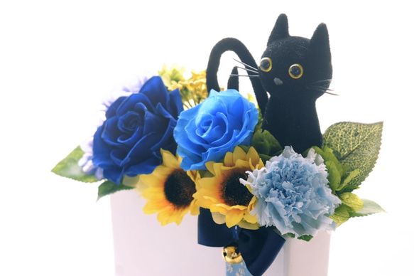 花と猫【ブルー系】プリザーブドフラワー  猫 向日葵 フラワーギフト 夏 花 ねこ ひまわり 2枚目の画像