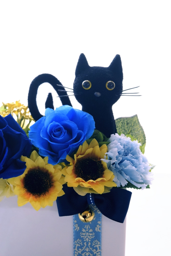 花と猫【ブルー系】プリザーブドフラワー  猫 向日葵 フラワーギフト 夏 花 ねこ ひまわり 4枚目の画像