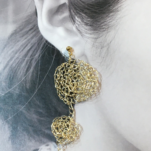 PRADA かぎ針編みのイヤリング かぎ針編みアクセサリーの作り方 | TikTok