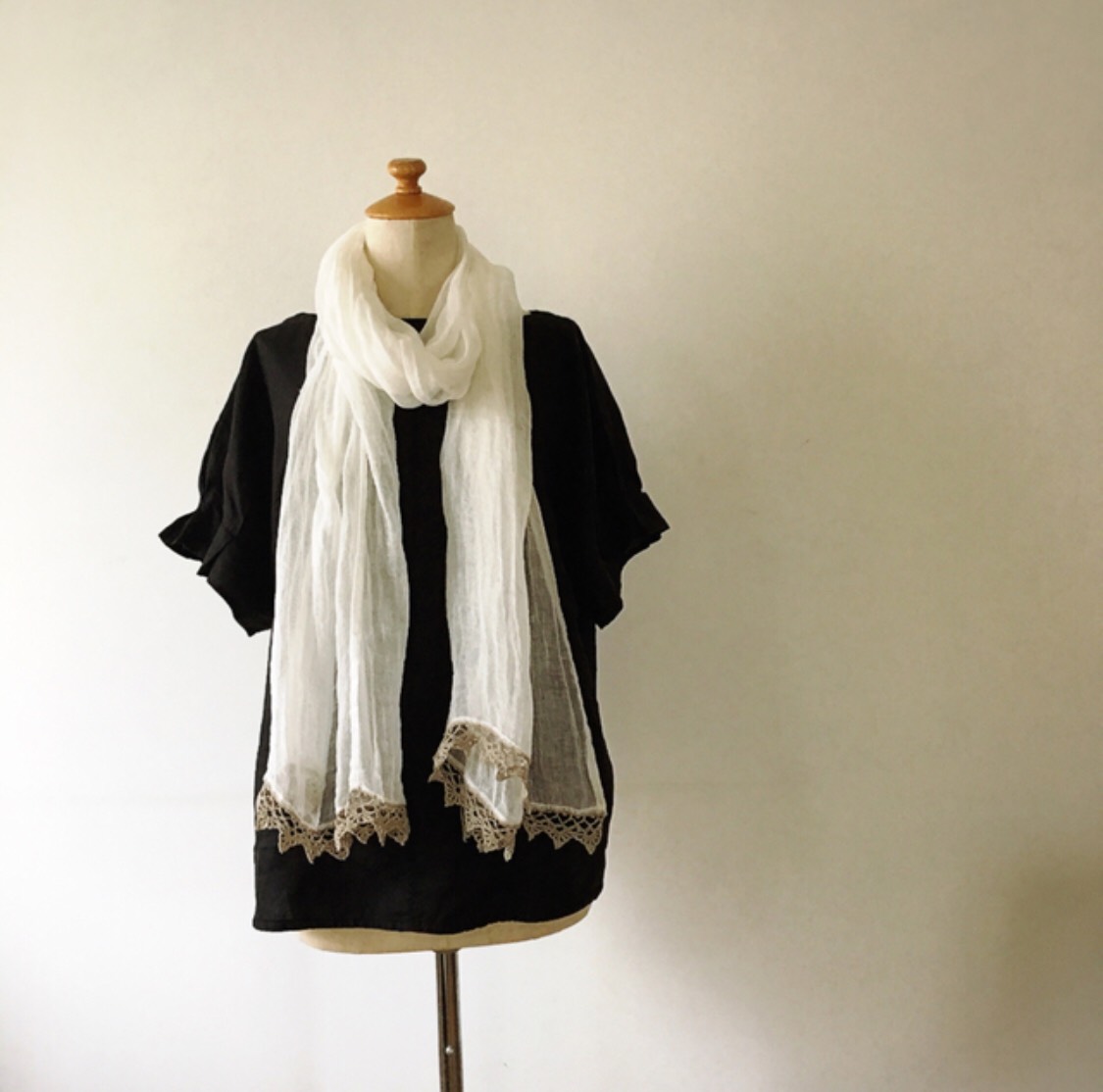 送料無料＊リネン100%シングルガーゼのストール＊レース＊ホワイト×生成