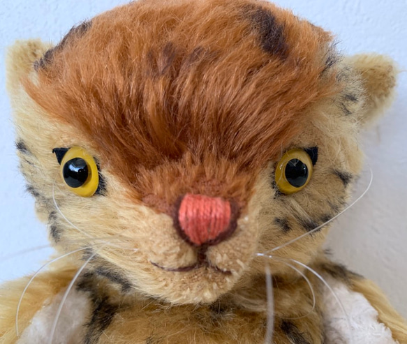 ユニーク模様のモヘアでキャットベア　虎猫 3枚目の画像