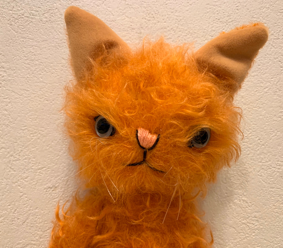 オレンジカーリーモヘアのキャット　テディベア　猫 2枚目の画像