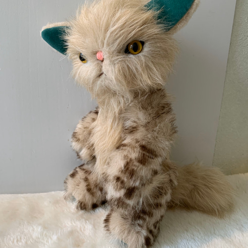 ベージュキャット テディベア 猫 ぬいぐるみ menino itang