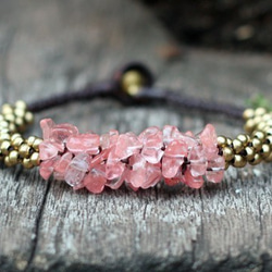 energetic cherry quartz brazz beads wax cord bracelet 第2張的照片